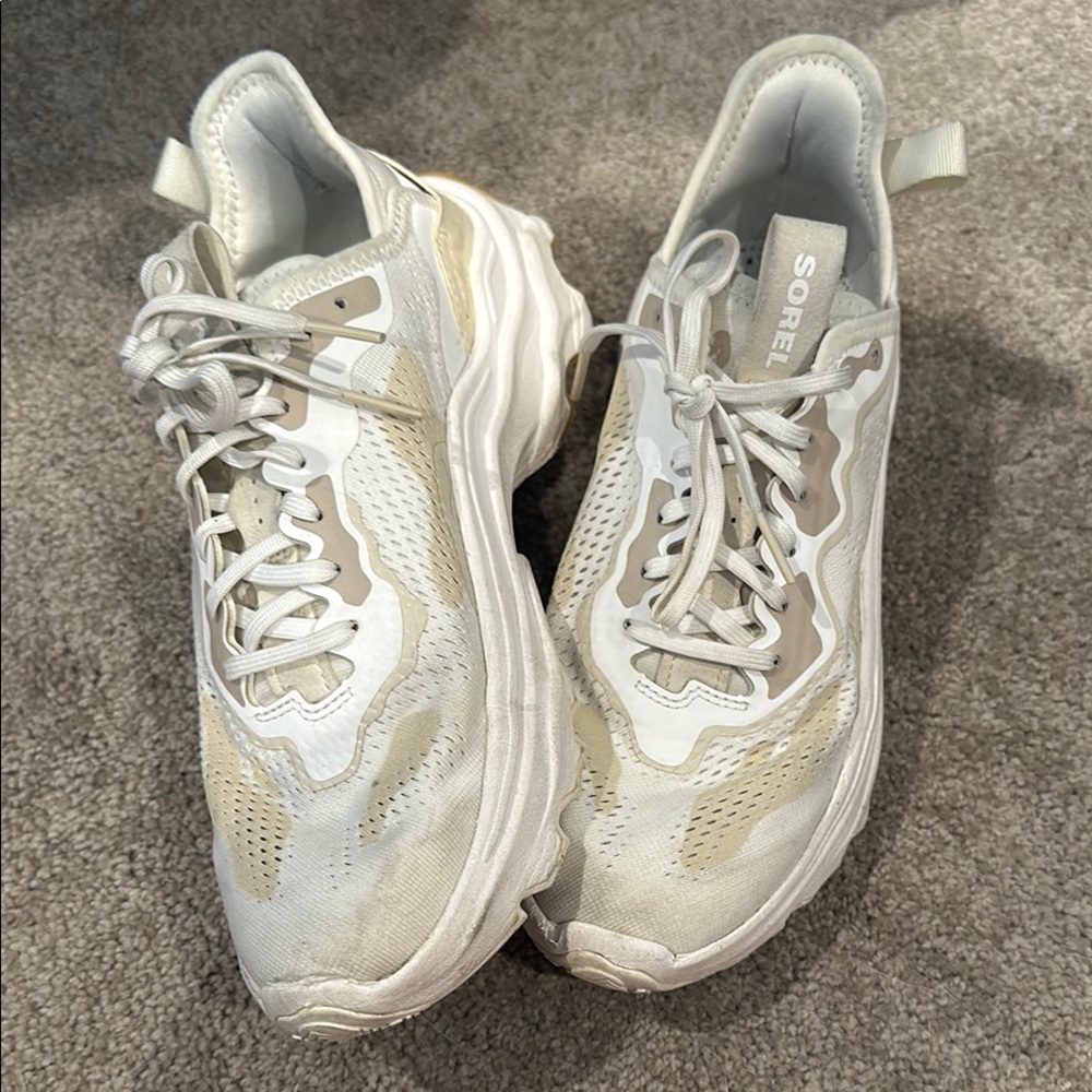 Sorel White Athletic Shoes with Lightweight Mesh and Chunky Sole